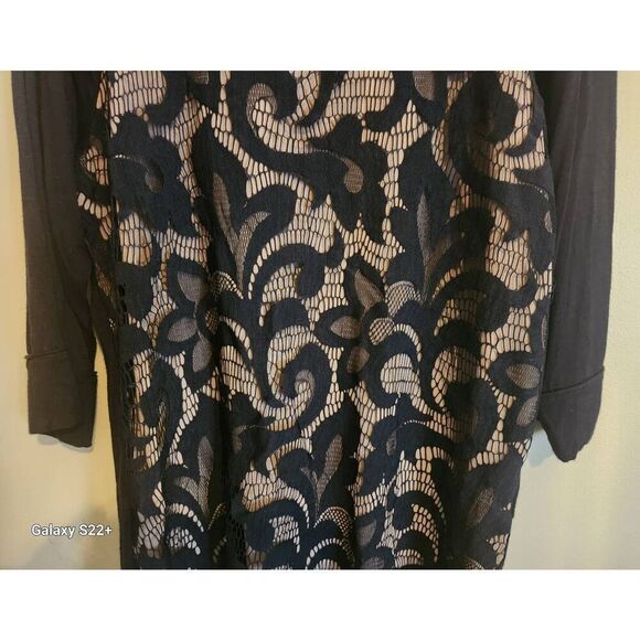 F99 Sweet Grey Brand black lacy blouse - Picture 6 of 8